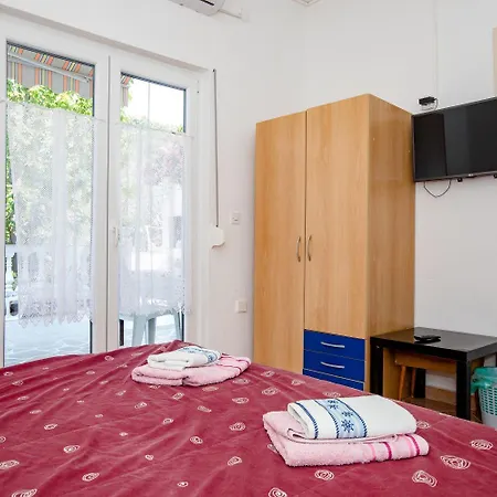 Mili Apartament Palit