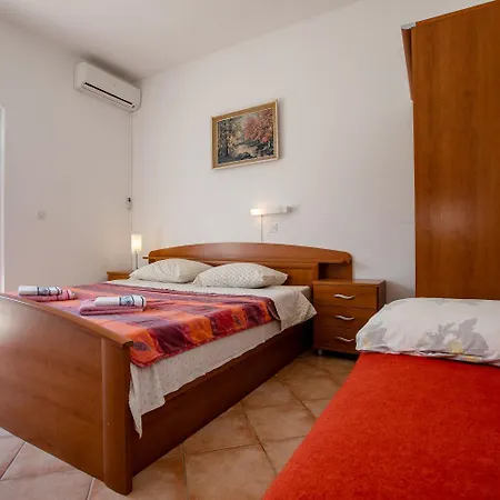 Mili Apartment *