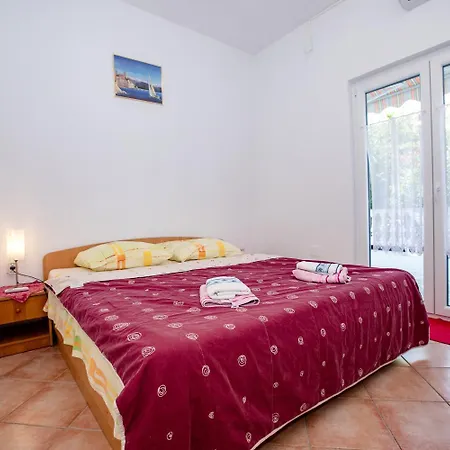 Mili Apartment *
