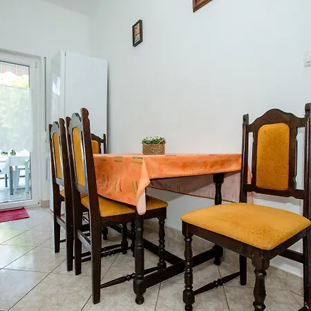 Apartament Mili