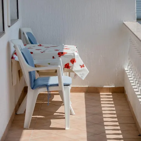 Apartment Mili Palit