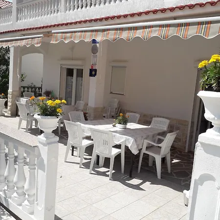 Apartament Mili